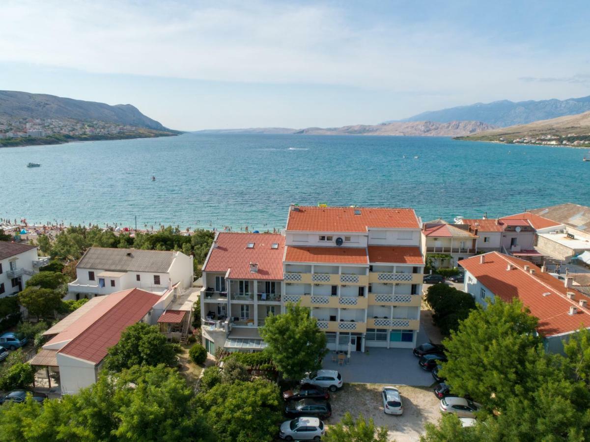 Villa Galeb Pag - At The Main Beach Pag Town Esterno foto
